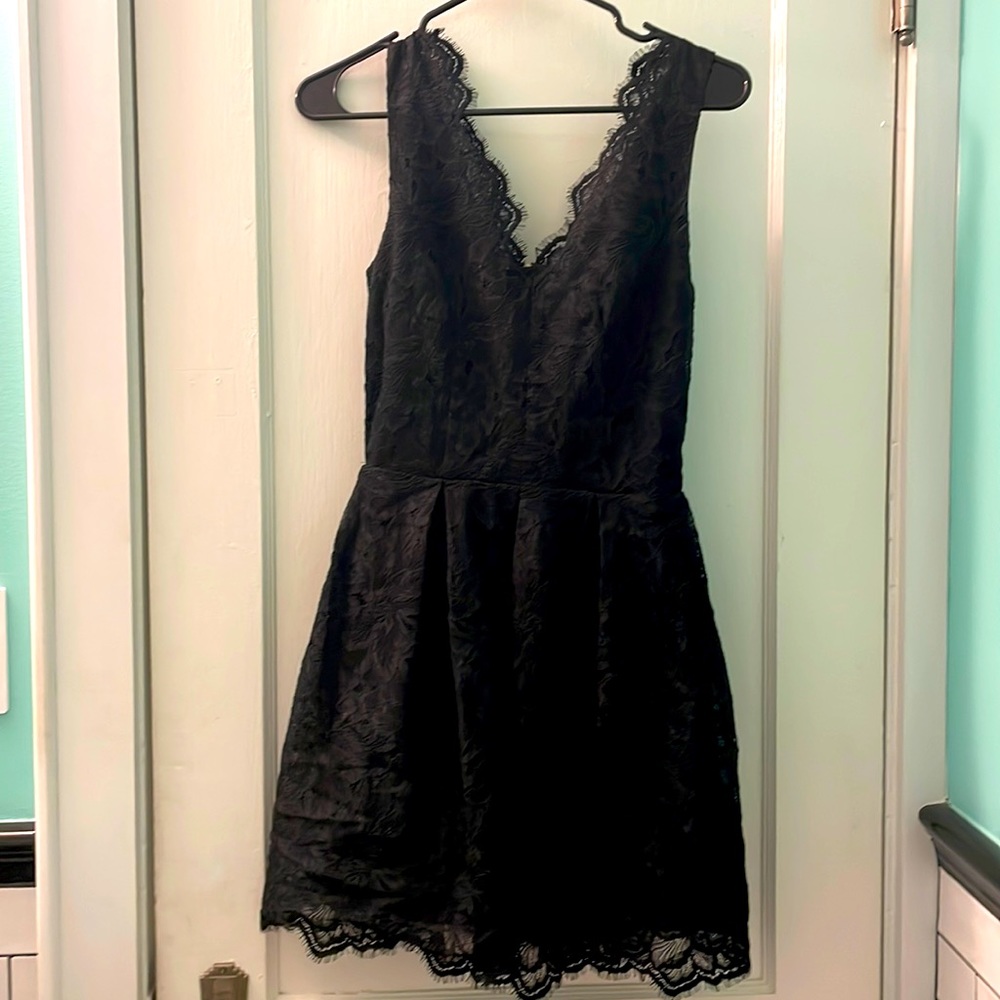 Lace black dress!